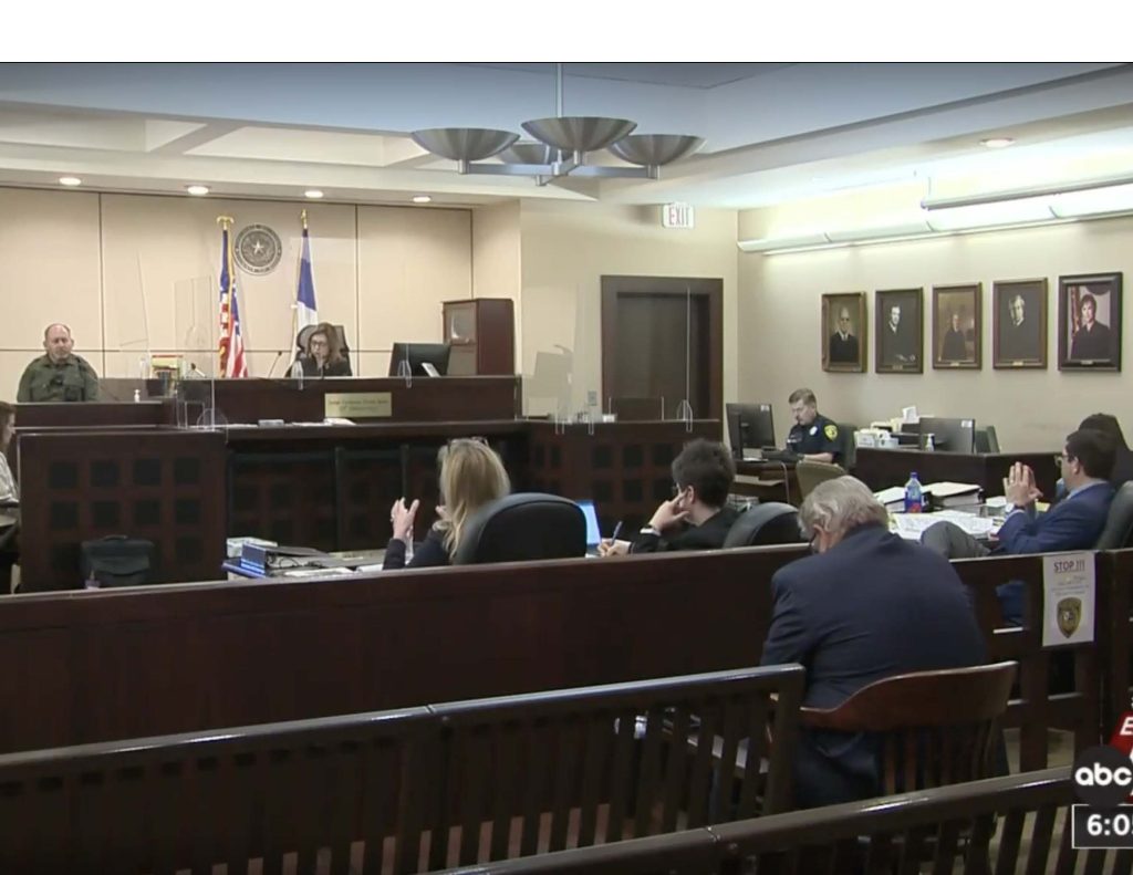 san antonio criminal defense lawyer daniel de la garza questions a witness 